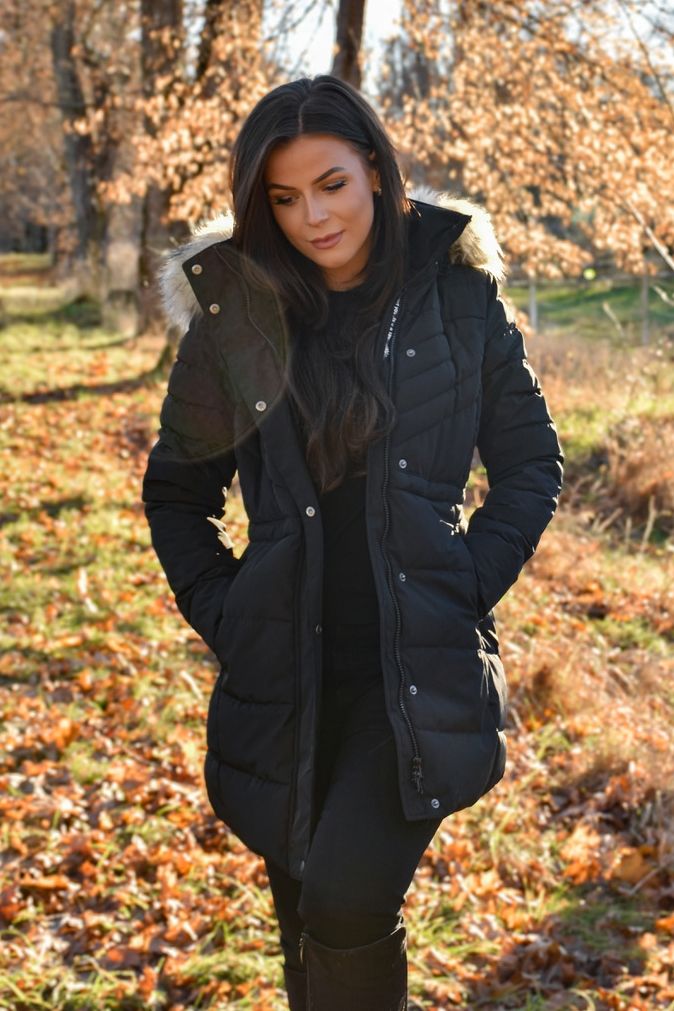 Damvinterjacka modell Alaska med stor päls