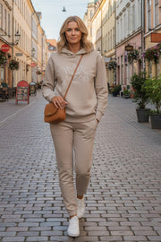 Joggingsæt model Queen i Beige